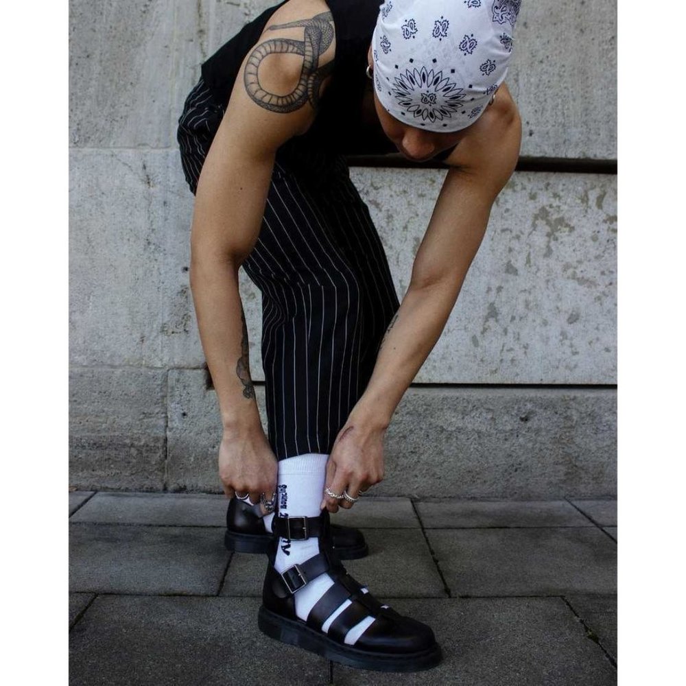 NWOB Dr. Martens Geraldo Brando Gladiator Leather Black Sandal Men’s Size 12 - Picture 1 of 10